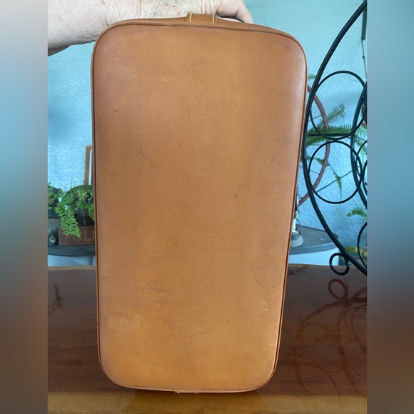 Louis Vuitton Alma With Certificate of Authenticity - Picture 8 of 15